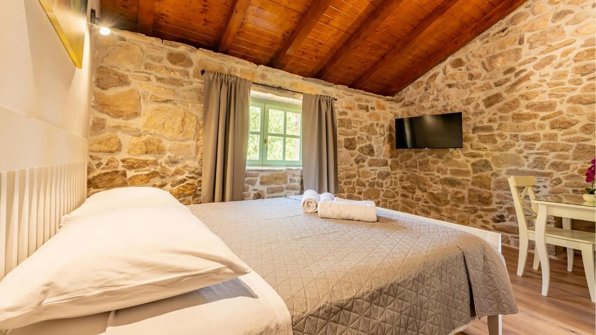 Tonina Villa Pristeg