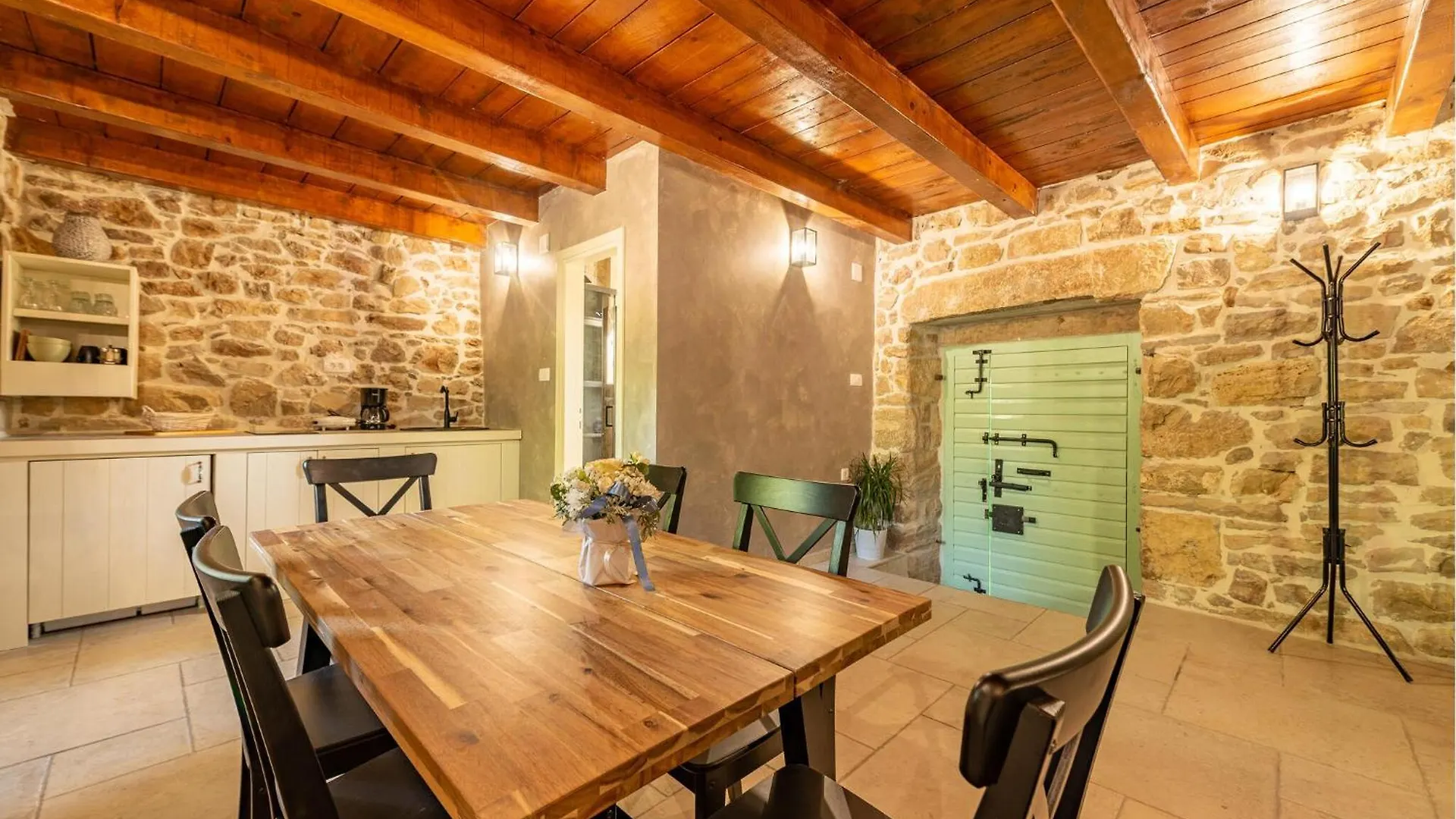 Holiday home Tonina Villa Pristeg